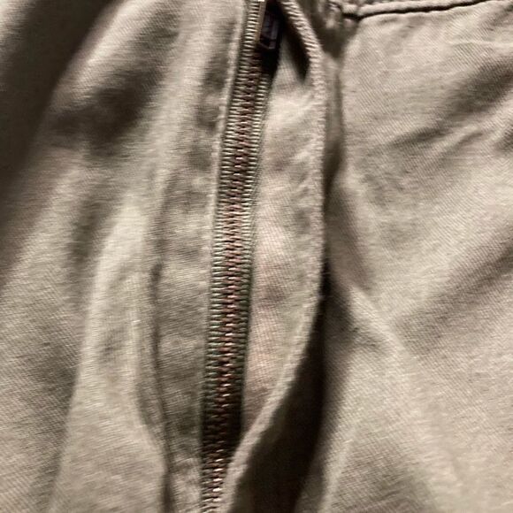 ONLY NECESSITIES, Olive Green Women’s Cargo Pants Inseam 27.5 Size 34WP Capri - Picture 4 of 16